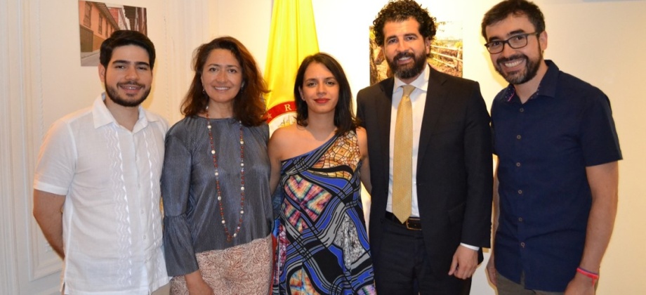 Consulado de Colombia conmemoró el 208 aniversario de la Declaración de Independencia de Colombia